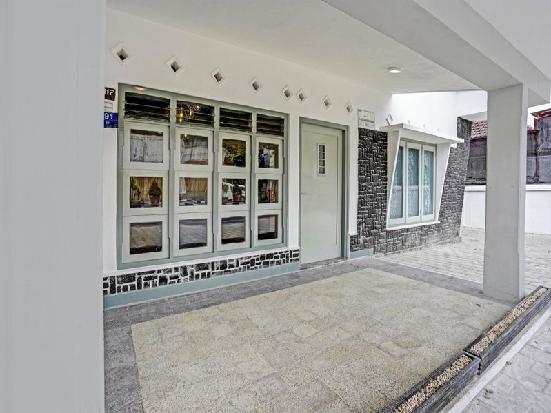 Hotel O Nawangwulan, Blitar, Indonesia