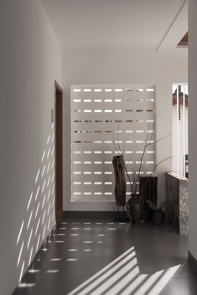 SIXI Conglu Design Aesthetics Hotel, China