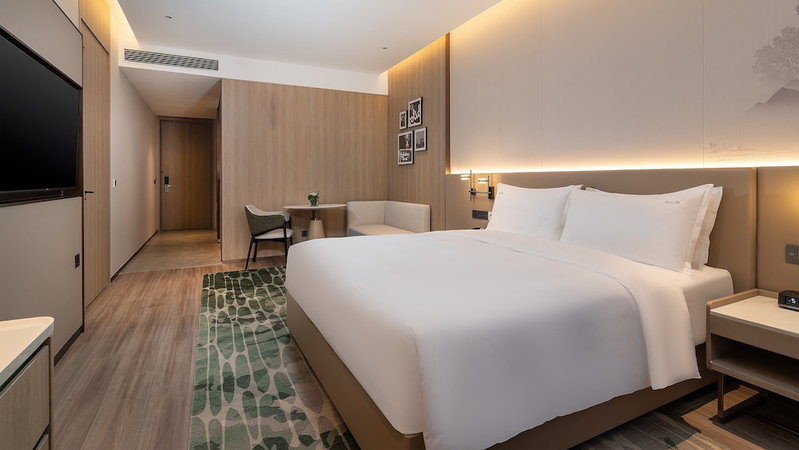 Holiday Inn Jinan Thousand Buddha Mountain By Ihg, Jinan, China