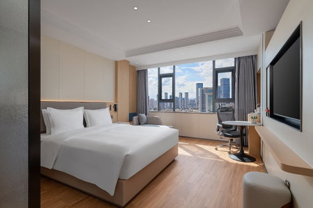 Holiday Inn Express Kunming Railway Station by IHG, Kunming, China