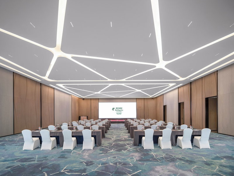 Holiday Inn Qingdao CBD by IHG, Qingdao, China