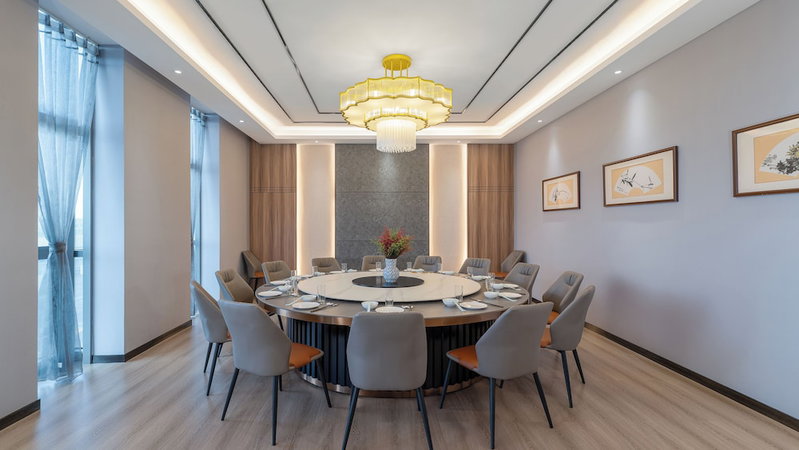 Holiday Inn Express Kunming Changshui Airport by IHG, Kunming, China
