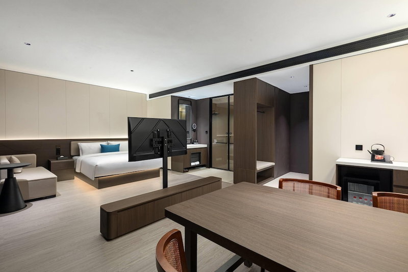 Days Inn By Wyndham Liupanshui Railway Station, Liupanshui, China