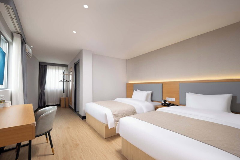 Sanya Guanhailou Hotel, Sanya, China