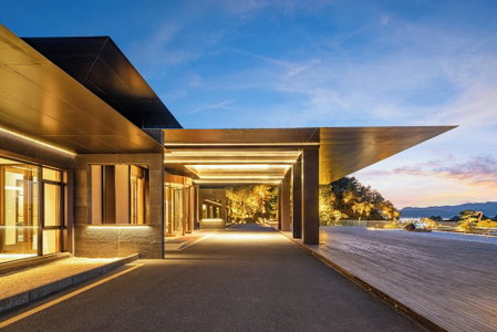 voco Ningbo Dongqian Lake by IHG, Ningbo, China
