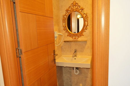 Hotel Yonca, Istanbul, Turkey