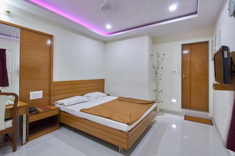 Hotel Sarita - Near Surat Railway Station, Surat, India