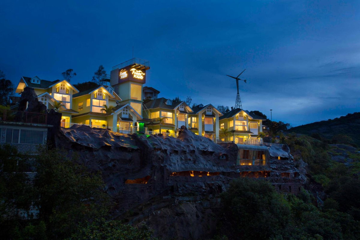 Foggy Knolls Resort, India