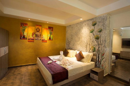 Foggy Knolls Resort, Vagamon, India
