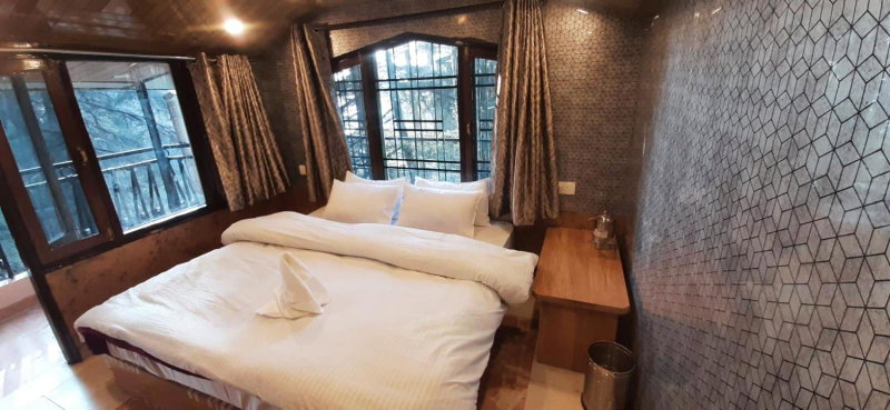 Royal King, Shimla, India