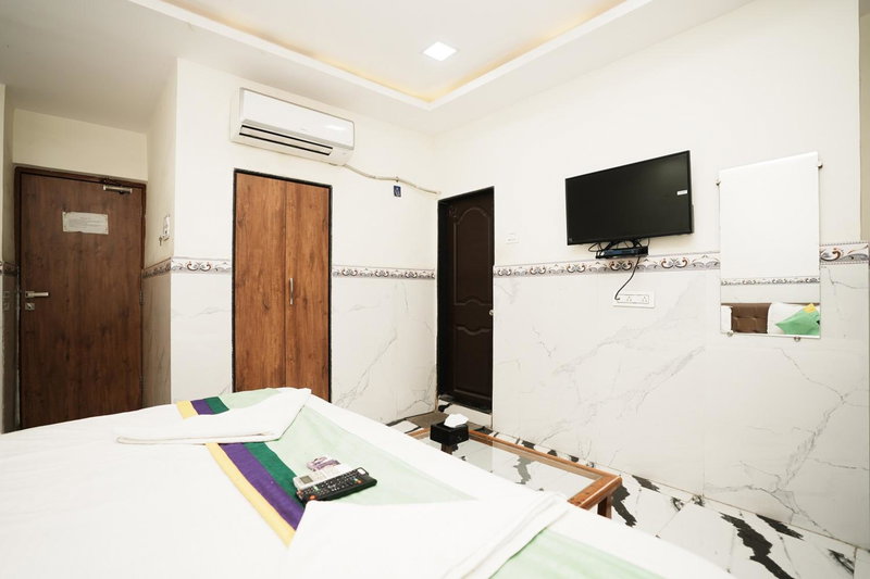 Hotel Sai Bansi Residency, MIDC Industrial Area, Turbhe, Navi Mumbai, Mumbai, India