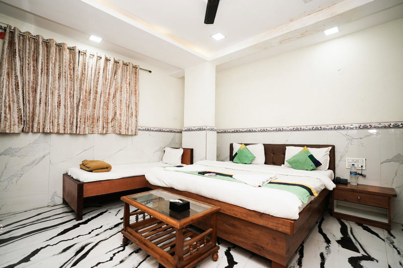 Hotel Sai Bansi Residency, MIDC Industrial Area, Turbhe, Navi Mumbai, Mumbai, India