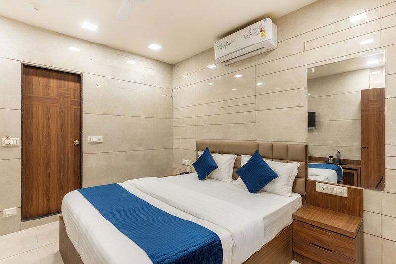 Hotel Noble Inn, Ahmedabad, India