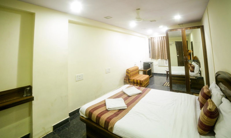 Hotel Lucky Near BKC, Mumbai, India