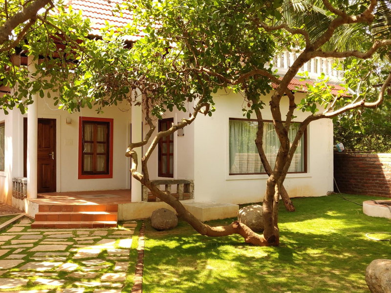 Sun Farm House, Auroville, India