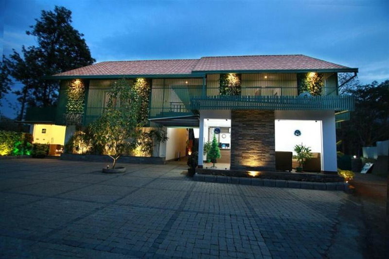 Silver Storm Resort Athirappilly, Athirappilly, India