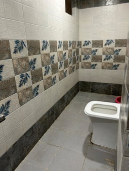 Divya Hotel, Rishīkesh, India