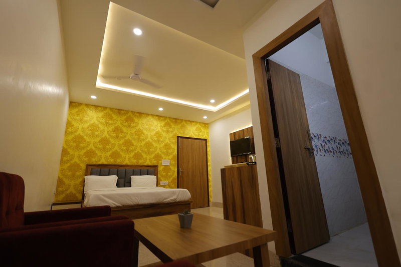Silver Oaks Inn, Mathura, India