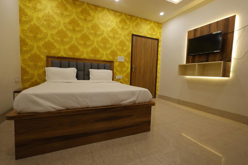 Silver Oaks Inn, Mathura, India