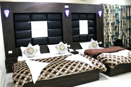 Hotel Samar, Srinagar, India