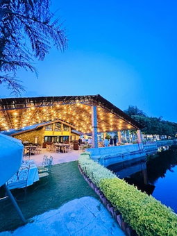 Shikarbadi Heritage Hotel by the Lake - By HRH Group of Hotels, Udaipur, India