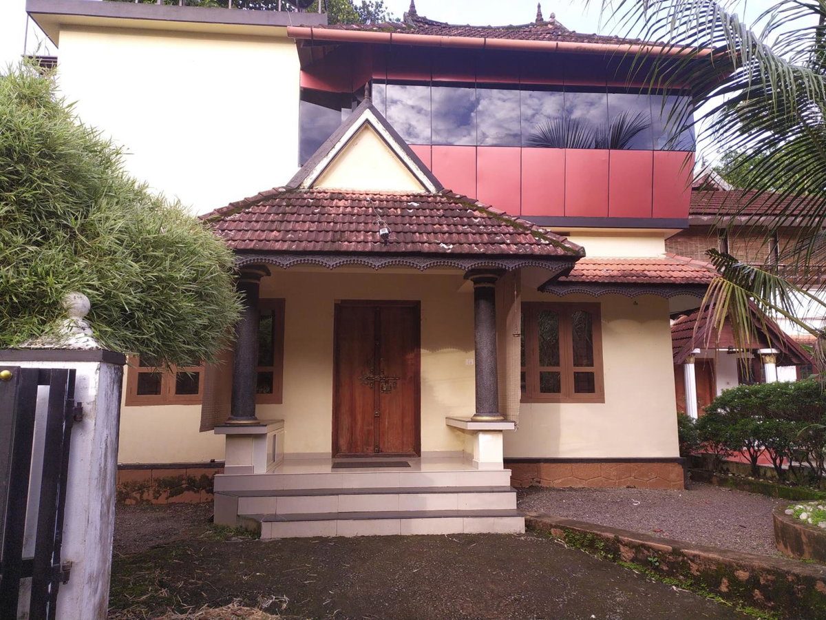 Hotel · Swasthi Griha, Aranmūla