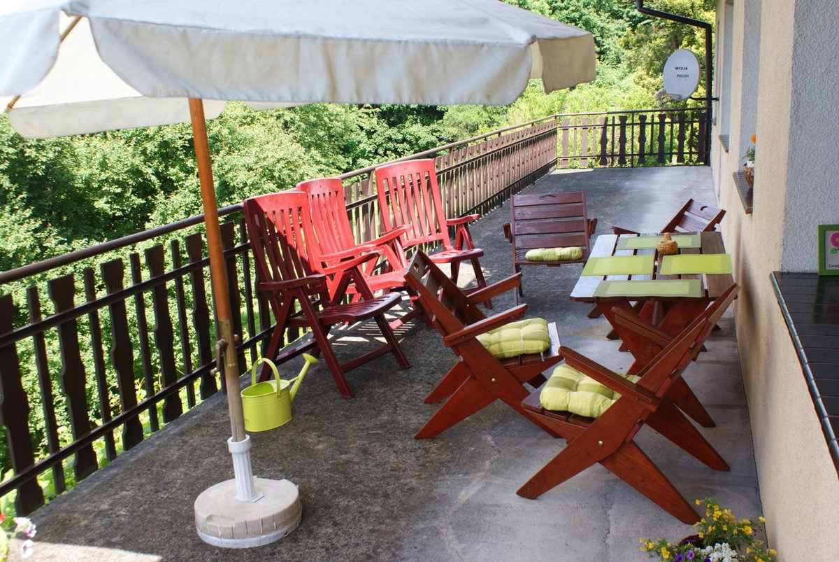Hotel · Apartament w Kozubniku z widokiem na góry, Porąbka