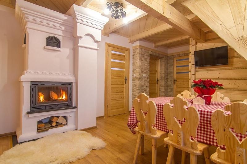 Folk Resort Domki i Apartamenty, Poland