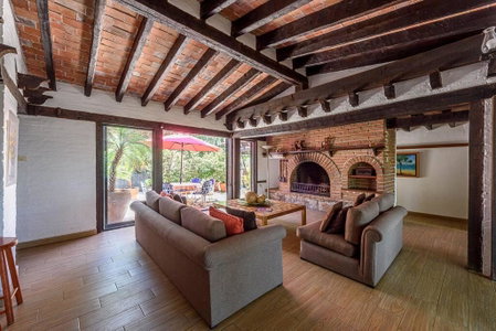 Increible Cuarto, Hostal Sobre el Centro de Valle, Valle de Bravo, Mexico