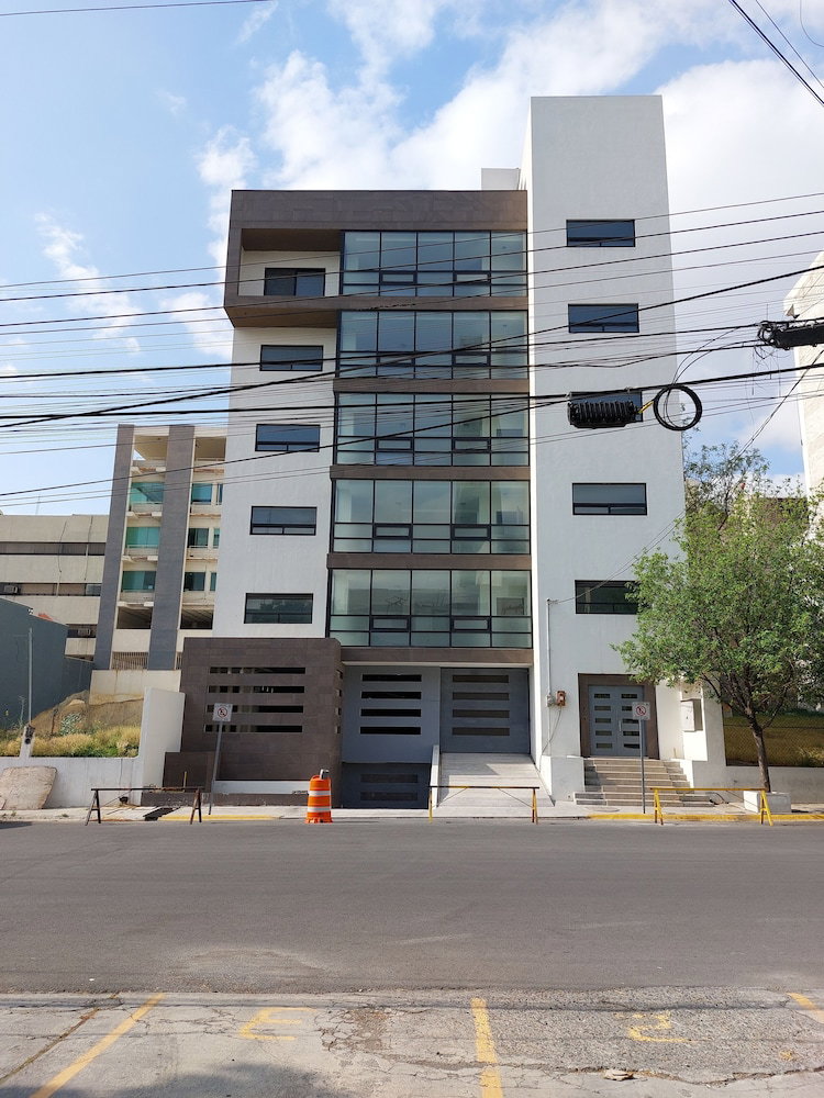Hotel · Edificio Loma, Monterrey
