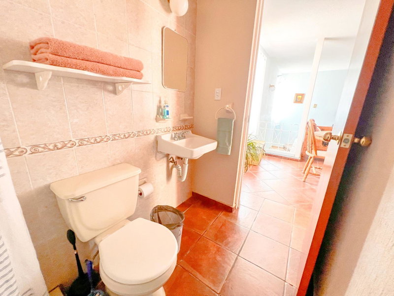 Colorful family condo with terrace and free parking, Guanajuato, Mexico