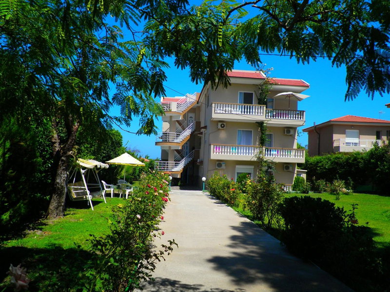 Alexia Apartments & Studios, Kremasti, Greece