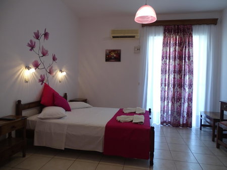Alexia Apartments & Studios, Kremasti, Greece
