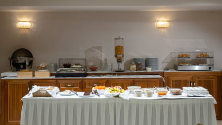 Hotel Ntinas, Tríkala, Greece