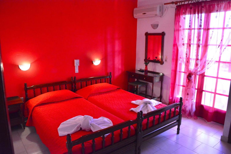 Voula Apartments, Agia Marina Aegina, Greece