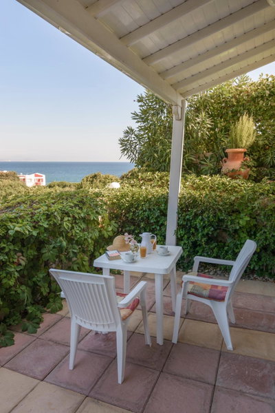 Yolanda Studios, Paralia Agias Foteinis, Greece