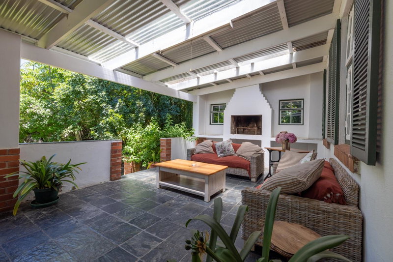 Lanherne Guest House Bed & Breakfast, Grahamstown, South Africa
