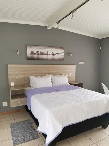 Mia Hills guest house, Hartbeespoort, South Africa