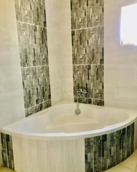 CapitalT Luxury Guest House, Germiston, South Africa