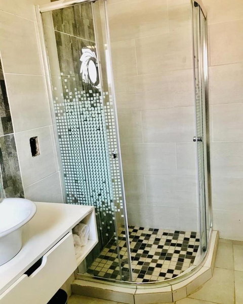 CapitalT Luxury Guest House, Germiston, South Africa