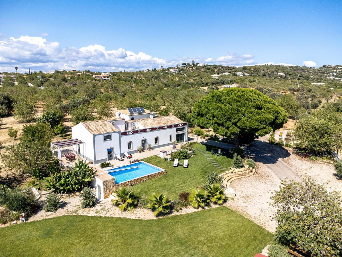 Villa Rodrigues, Portugal