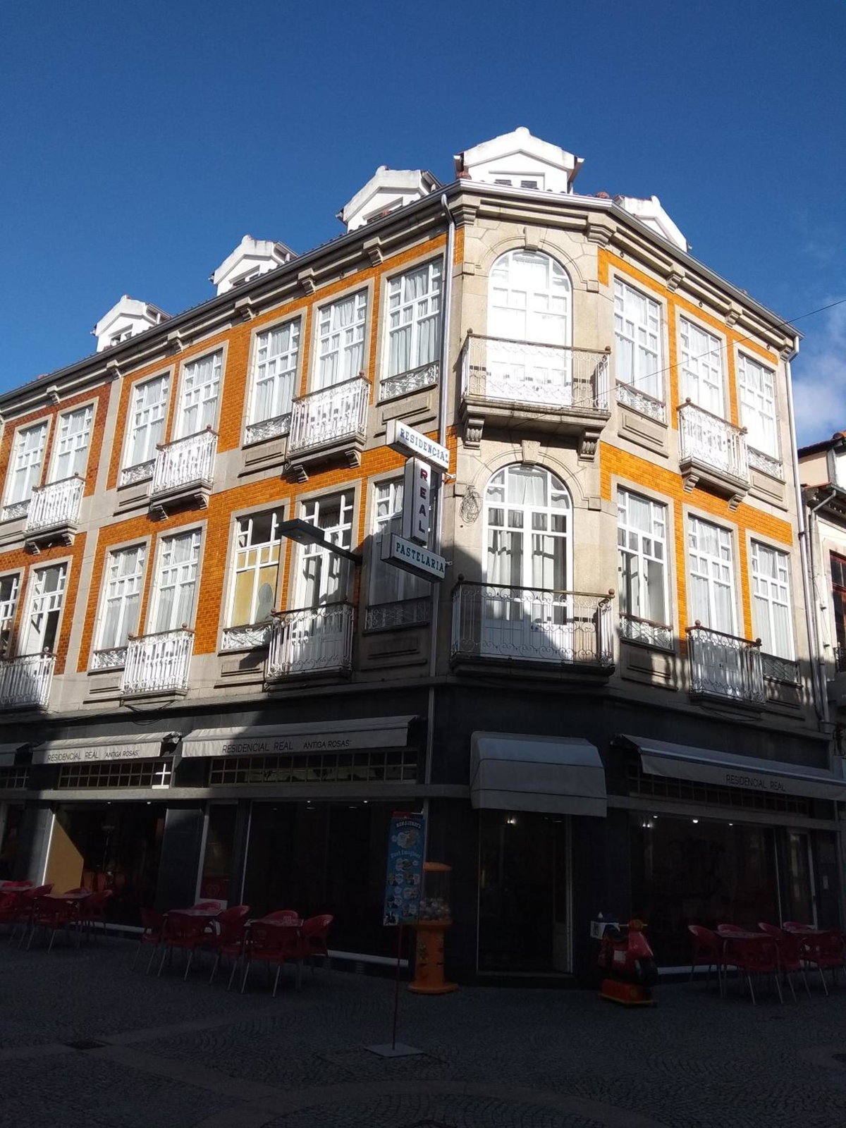 Residencial Real - Antiga Rosas, Portugal
