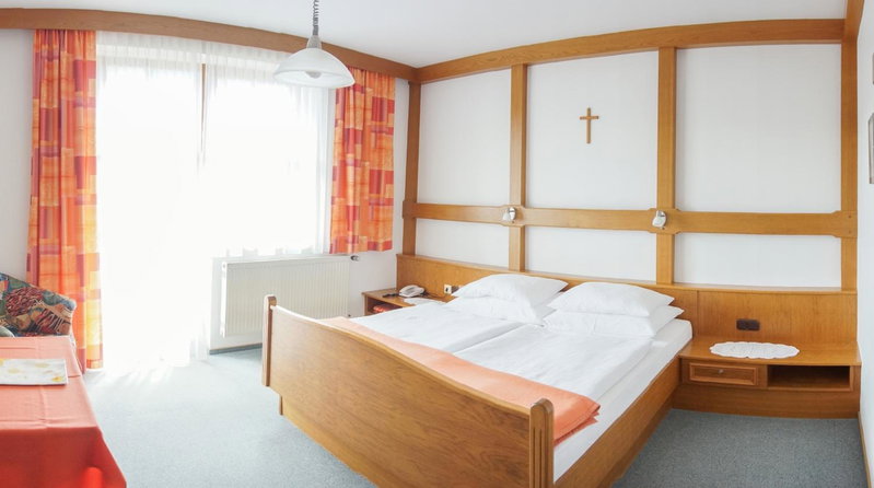 Florianihof, Miesenbach, Austria