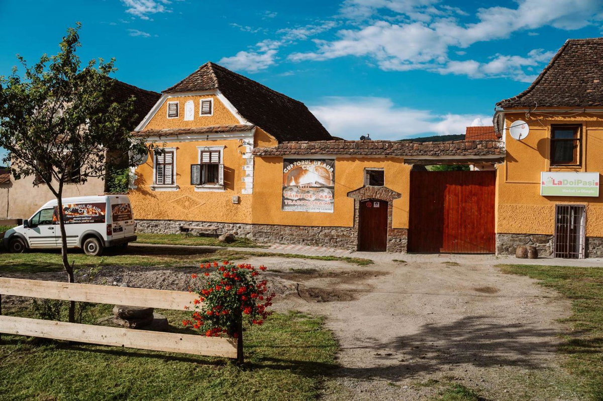 Casa Brutarului Crit, Romania