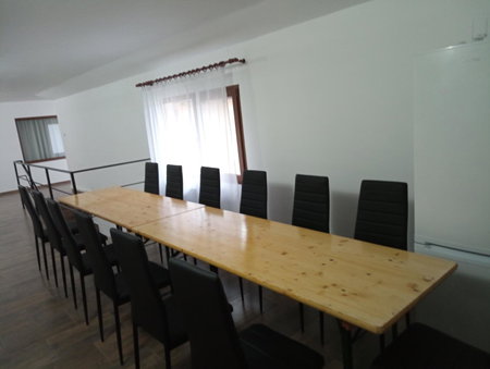 Casa Adelin, Eşelniţa, Romania