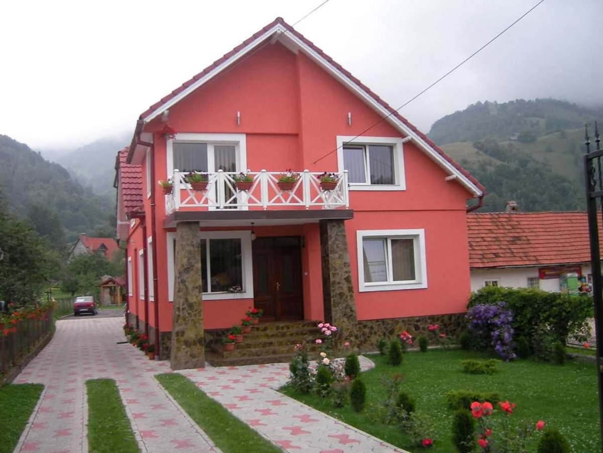 Pensiunea Denisa Stoian, Romania