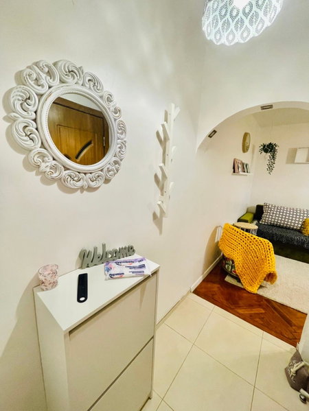 Modern place to Stay-self check-in nonstop 24h-wifi, Reşiţa, Romania