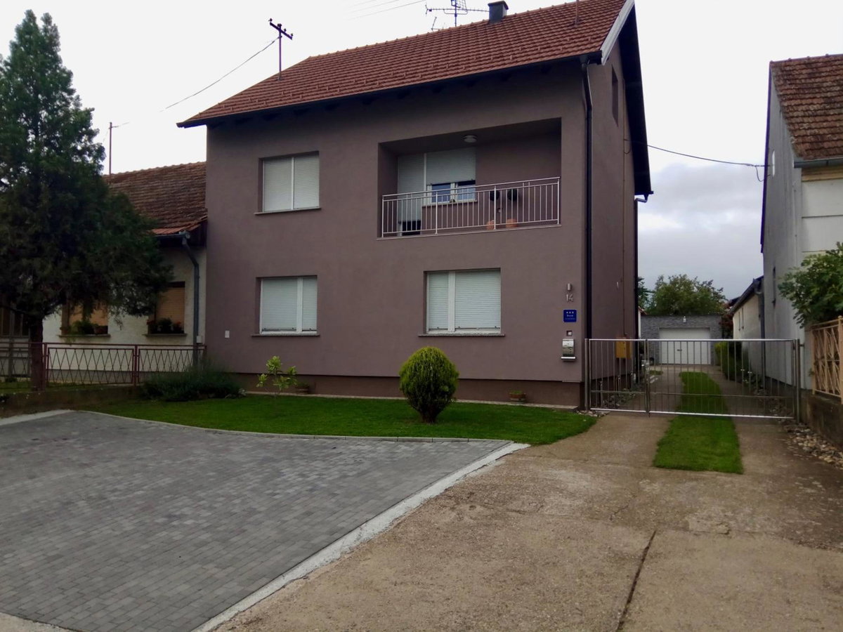 Apartman Lovrić Đakovo, Croatia