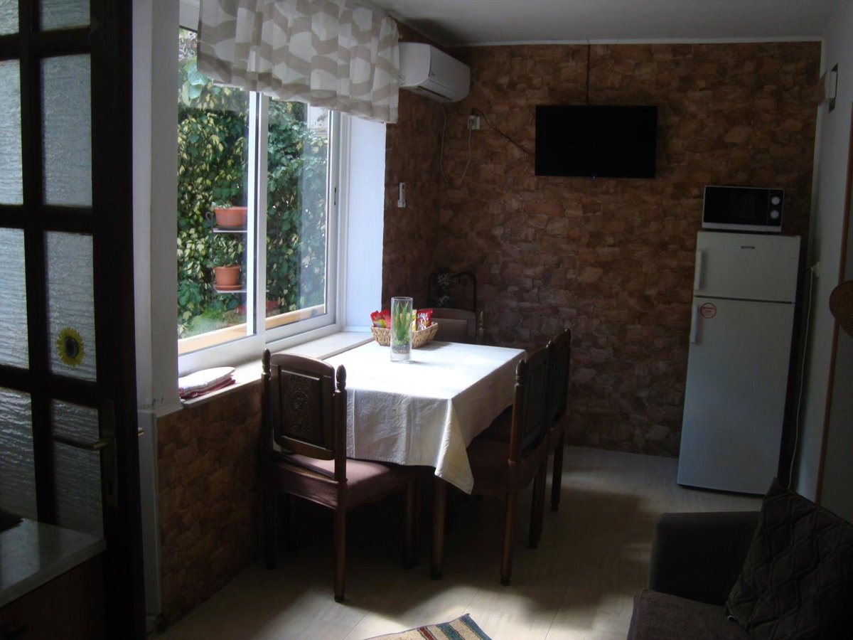 Hotel · Studio Apartment Lile, Trstenik