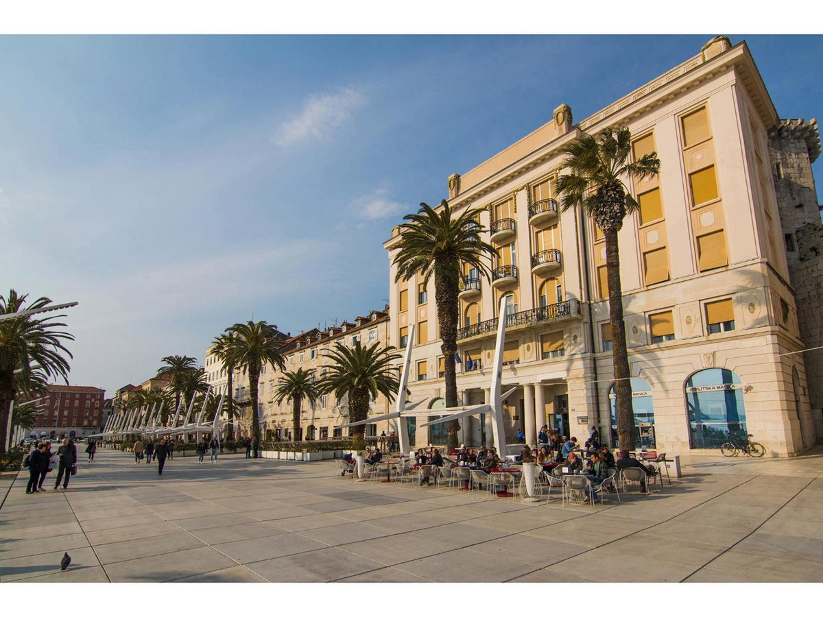 Riva Royal View Luxury Apartments, Croatia